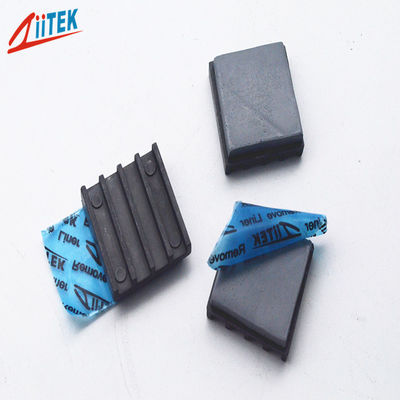 Dielektrische Konstante 4,6 MHz Wärmedämmung Silicone Pad 1,0 mm Formbarkeit Komplexe Teile
