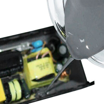 Hervorragende Isolierleistung 1,5 W/MK Zweikomponenten-Epoxidharz-Dichtstoff für den Einkapselungsschutz elektronischer Komponenten